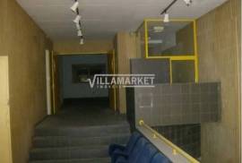 Stall store with 458 m2 consisting of 2 floors and warehouse located in Estrela in Lisbon