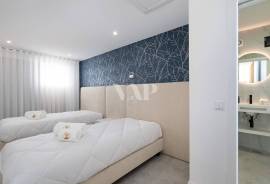 Renovated 8 Bedroom Villa with Pool for Yearly Rental in Vilamoura Renovated 8 Bedroom Villa with Pool for Yearly Rental in Vilamoura