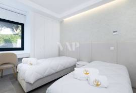 Renovated 8 Bedroom Villa with Pool for Yearly Rental in Vilamoura Renovated 8 Bedroom Villa with Pool for Yearly Rental in Vilamoura