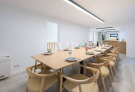 Renovated 8 Bedroom Villa with Pool for Yearly Rental in Vilamoura Renovated 8 Bedroom Villa with Pool for Yearly Rental in Vilamoura