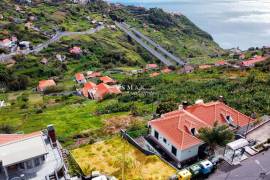 Building Plot with Sea View in Campanário – Ribeira Brava