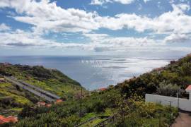 Building Plot with Sea View in Campanário – Ribeira Brava