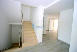 Exclusive Modern 3 Bedroom Villa with Pool and Elevator – Albufeira