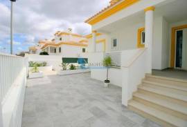 Exclusive Modern 3 Bedroom Villa with Pool and Elevator – Albufeira