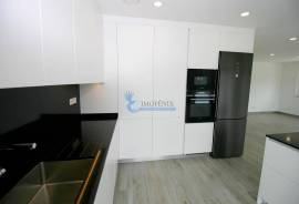 Exclusive Modern 3 Bedroom Villa with Pool and Elevator – Albufeira