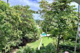 Spacious Condo In Great Location