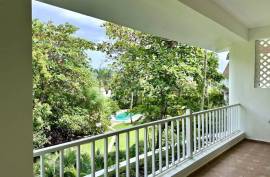 Spacious Condo In Great Location