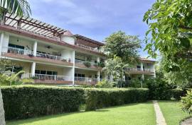 Spacious Condo In Great Location