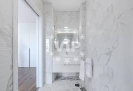 ALBUFEIRA -APARTMENT - 3BEDROOMS - SEA VIEW ALBUFEIRA -APARTMENT - 3BEDROOMS - SEA VIEW