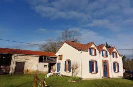 Excellent 5 Bed Farmhouse for Sale in Madiran Village France