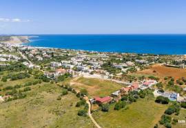 Plot to construct Semi-detached Villa - Montinhos da Luz