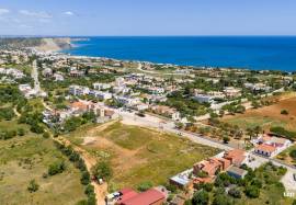 Plot to construct Semi-detached Villa - Montinhos da Luz