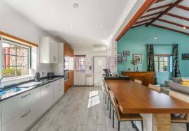 3 Bedroom Single-Storey Villa with Pool Near Boavista, Lagos