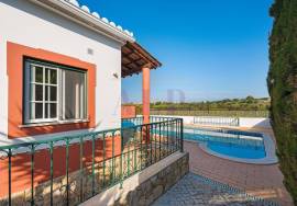 3 Bedroom Single-Storey Villa with Pool Near Boavista, Lagos