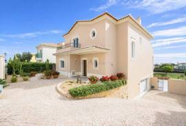 Contemporary 5 Bedroom Gated Villa on Boavista Golf & Spa, Lagos Contemporary 5 Bedroom Gated Villa on Boavista Golf & Spa, Lagos