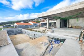 Luxury 3 Bedroom Single Story Villa with Definitive Sea View