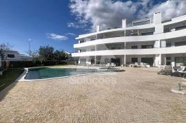 1 Bedroom Apartment in Alvor – Private Condominium with Pool and Garage 1 Bedroom Apartment in Alvor – Private Condominium with Pool and Garage