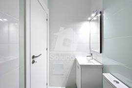 3 bedroom apartment with good areas located on Avenida 25 de Abril in Portimão 3 bedroom apartment with good areas located on Avenida 25 de Abril in Portimão