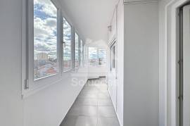 3 bedroom apartment with good areas located on Avenida 25 de Abril in Portimão 3 bedroom apartment with good areas located on Avenida 25 de Abril in Portimão