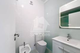 3 bedroom apartment with good areas located on Avenida 25 de Abril in Portimão 3 bedroom apartment with good areas located on Avenida 25 de Abril in Portimão