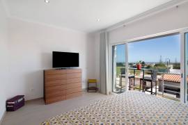 Viva entre o conforto e o mar - Moradia T3 disponivel