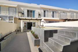 Viva entre o conforto e o mar - Moradia T3 disponivel