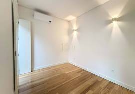 3 bedroom villa with garden and garage in Matosinhos