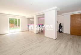 4-Bedroom Villa in The Crest Condominium, Almancil | Golden Triangle Algarve