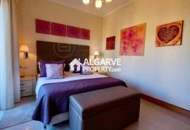 Luxury 3 Bedroom Apartment by the Victoria Golf Course in Vilamoura, Algarve