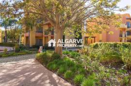 Luxury 3 Bedroom Apartment by the Victoria Golf Course in Vilamoura, Algarve