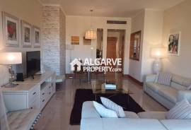 Luxury 3 Bedroom Apartment by the Victoria Golf Course in Vilamoura, Algarve