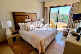 Luxury 2 Bedroom Top Floor Apartment by Victoria Golf Course in Vilamoura, Algarve Luxury 2 Bedroom Top Floor Apartment by Victoria Golf Course in Vilamoura, Algarve
