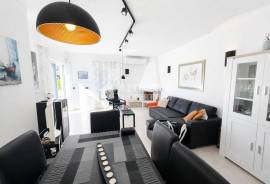 2+1 Bedroom Duplex Apartment with Pool in Quarteira