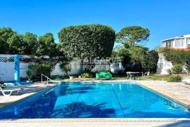 2+1 Bedroom Duplex Apartment with Pool in Quarteira