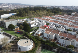 Fully renovated 4 bedroom apartment with 160 sqm in the center of Nogueira, Maia Fully renovated 4 bedroom apartment with 160 sqm in the center of Nogueira, Maia