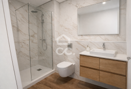 Fully renovated 4 bedroom apartment with 160 sqm in the center of Nogueira, Maia Fully renovated 4 bedroom apartment with 160 sqm in the center of Nogueira, Maia