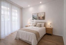 Fully renovated 4 bedroom apartment with 160 sqm in the center of Nogueira, Maia Fully renovated 4 bedroom apartment with 160 sqm in the center of Nogueira, Maia