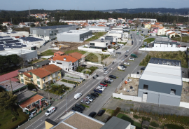 Fully renovated 4 bedroom apartment with 160 sqm in the center of Nogueira, Maia Fully renovated 4 bedroom apartment with 160 sqm in the center of Nogueira, Maia