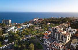 APARTMENT IN FUNCHAL