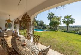 Olhão – Luxury 3-Bedroom Quinta with Pool, Sea Views and Olive Grove.
