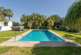 Olhão – Luxury 3-Bedroom Quinta with Pool, Sea Views and Olive Grove.