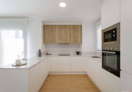 New build with terrace 700 m from the beach in La Mata