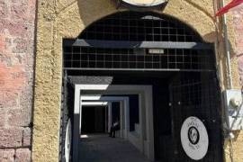 LOCAL AREA 51, La Paz,