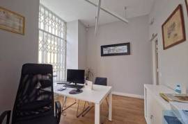 Store/Office in Rossio on the ground floor