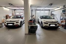 Large House With 125 M2 Of Living Space On 1010 M2 Of Land With A Swimming Pool And A Separate 38 M2 Flat. Large House With 125 M2 Of Living Space On 1010 M2 Of Land With A Swimming Pool And A Separate 38 M2 Flat.