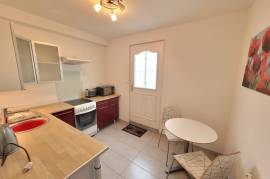 Large House With 125 M2 Of Living Space On 1010 M2 Of Land With A Swimming Pool And A Separate 38 M2 Flat. Large House With 125 M2 Of Living Space On 1010 M2 Of Land With A Swimming Pool And A Separate 38 M2 Flat.