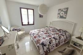 Large House With 125 M2 Of Living Space On 1010 M2 Of Land With A Swimming Pool And A Separate 38 M2 Flat. Large House With 125 M2 Of Living Space On 1010 M2 Of Land With A Swimming Pool And A Separate 38 M2 Flat.