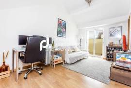 Lisbon 4 Bed Villa Modern Large Rooms Lisbon 4 Bed Villa Modern Large Rooms