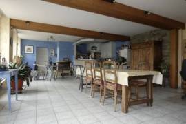 Detached Country House with Indoor Pool