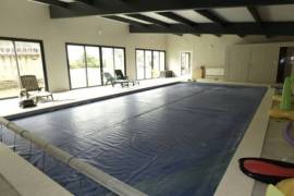 Detached Country House with Indoor Pool